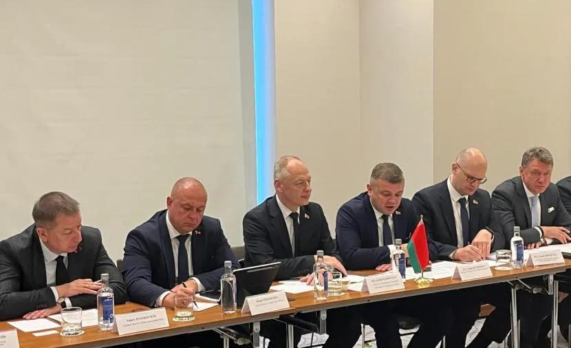 Переговоры Омана и Беларуси об экономическом сотрудничестве в Минске.