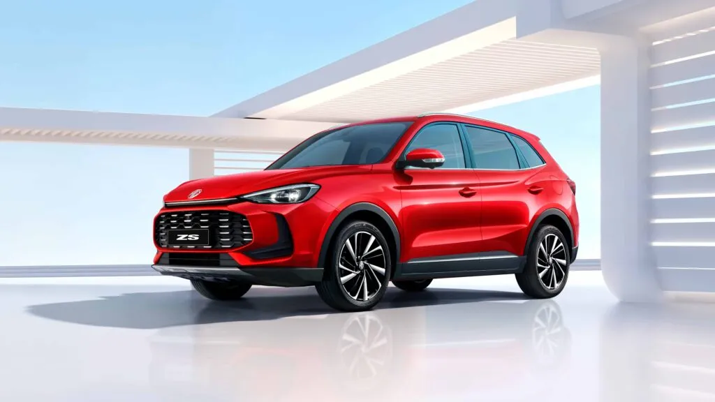 MG ZS: стильный компактный внедорожник в Омане