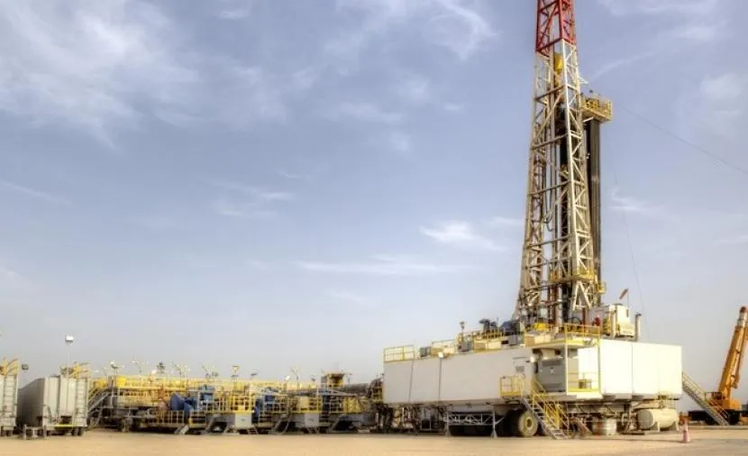Буровые установки Abraj Energy Services в Омане.